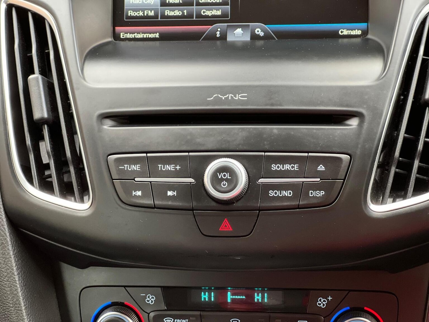 Used Ford Focus 2015 for sale - 76605758: Photo 24