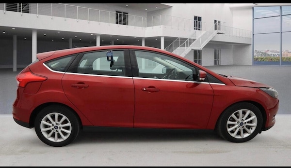 Used Ford Focus 2015 for sale - 76011471: Photo 6