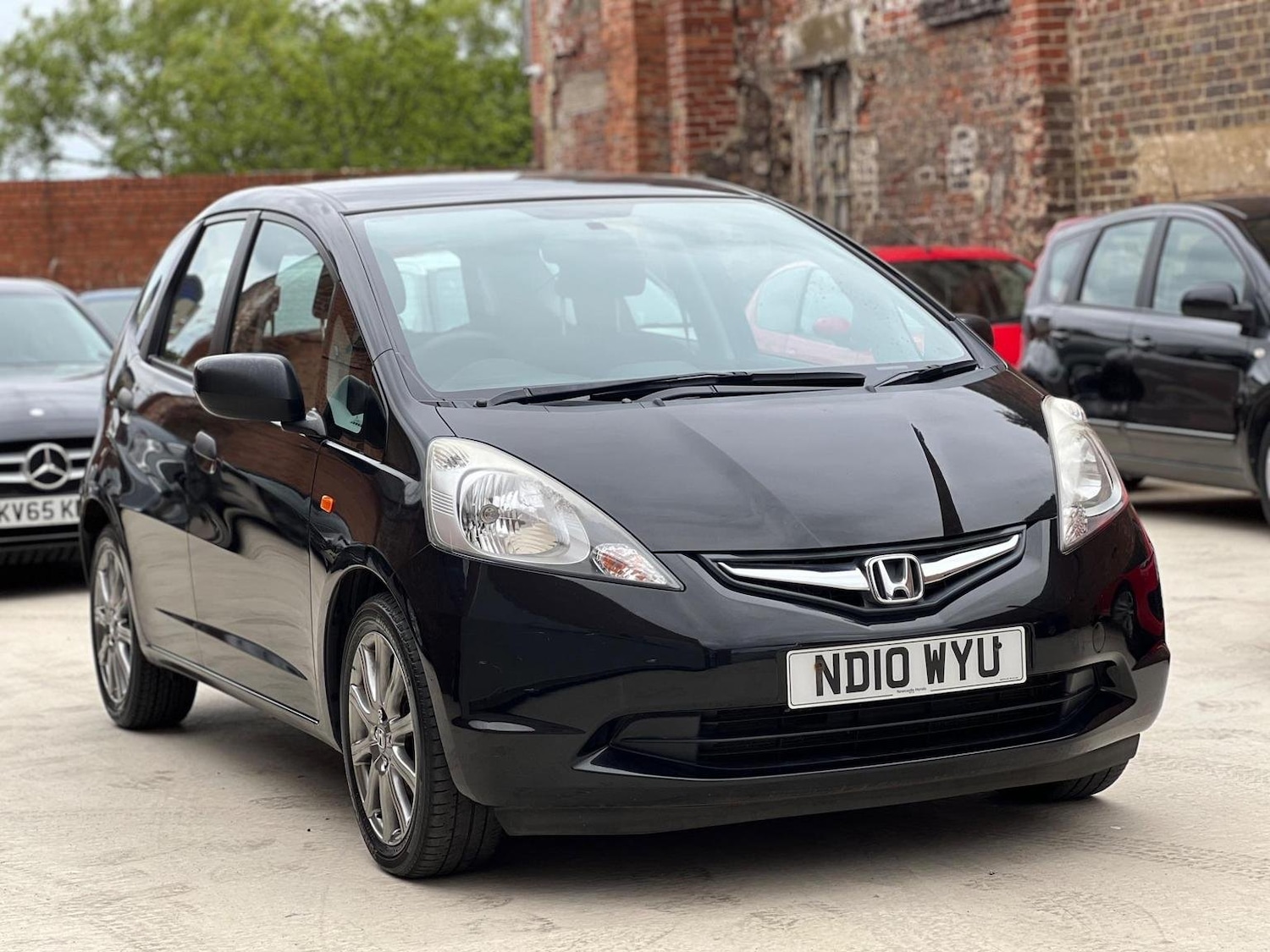 Used Honda Jazz 2010 for sale - 76794456: Photo 1