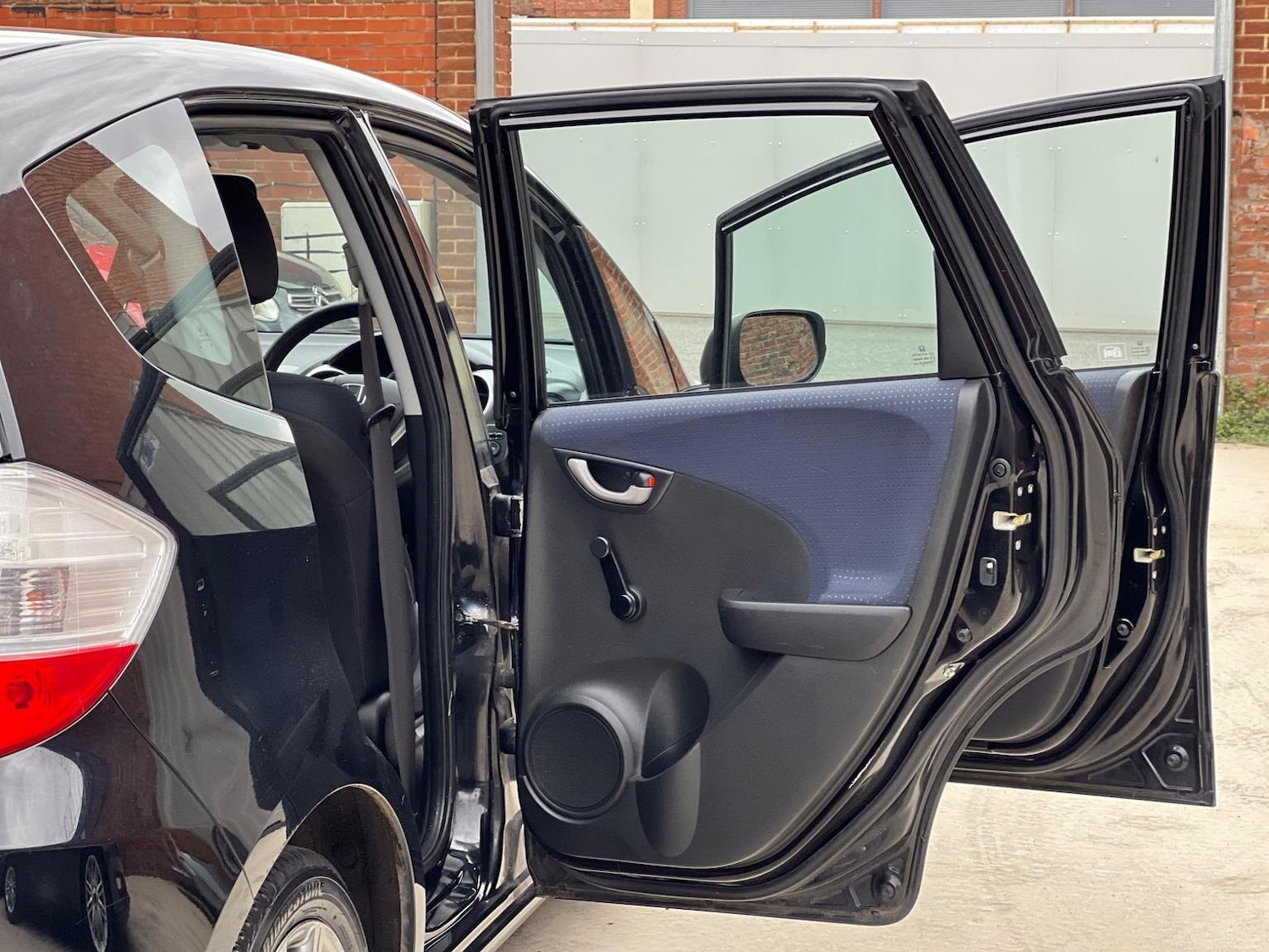 Used Honda Jazz 2010 for sale - 76794456: Photo 15