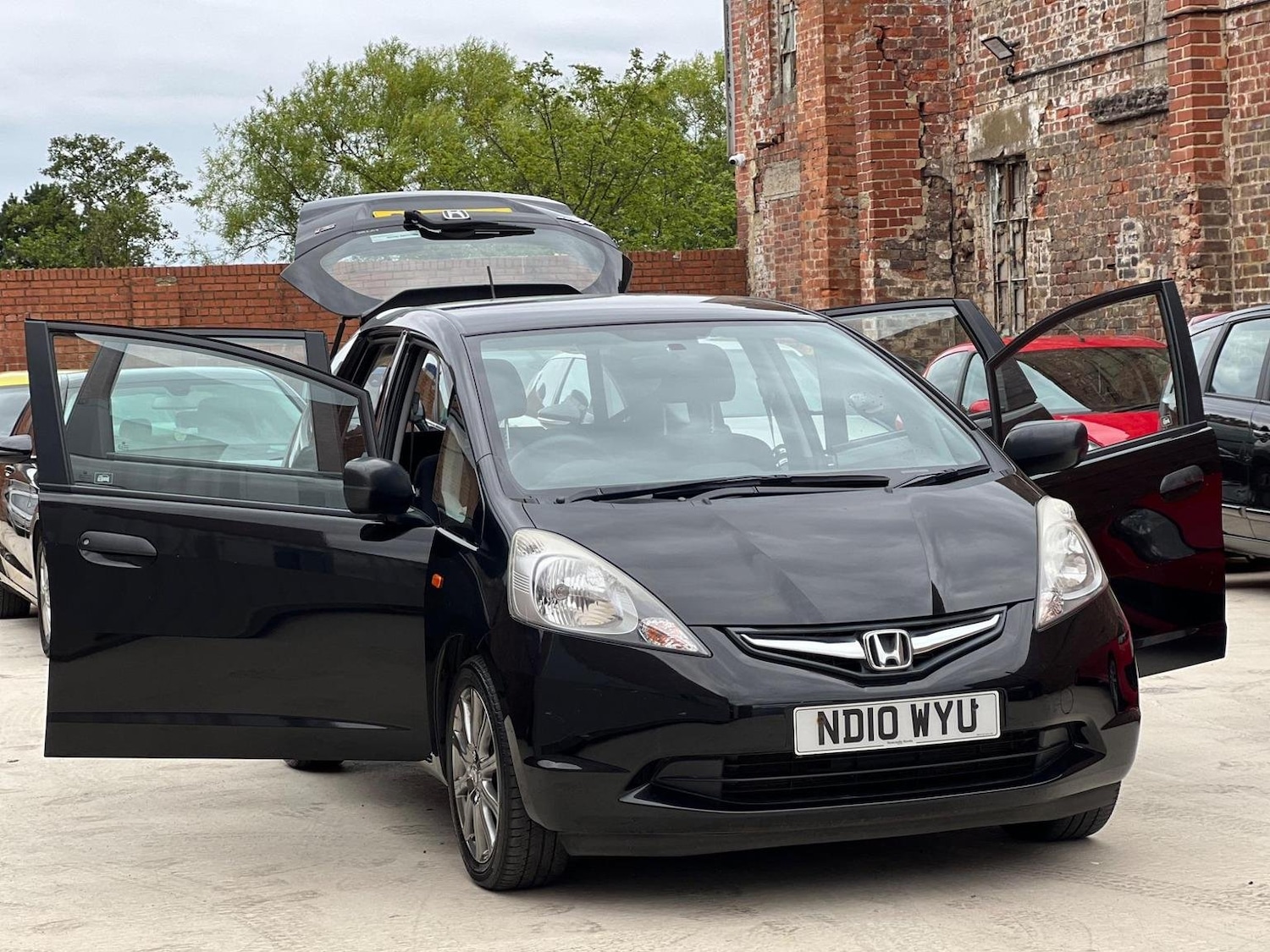 Used Honda Jazz 2010 for sale - 76794456: Photo 21