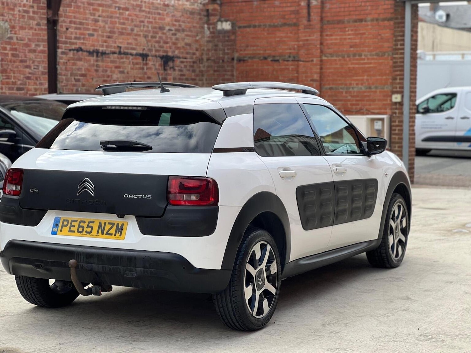 Used Citroen C4 Cactus 2015 for sale - 75982010: Photo 10