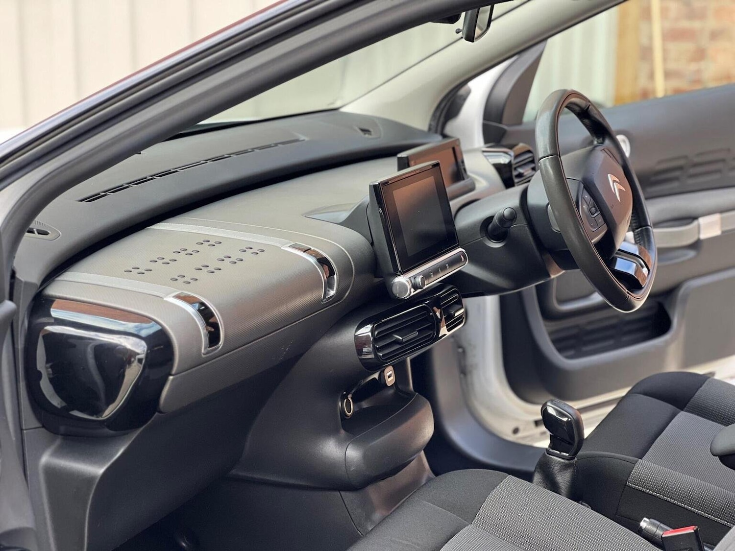 Used Citroen C4 Cactus 2015 for sale - 75982010: Photo 20