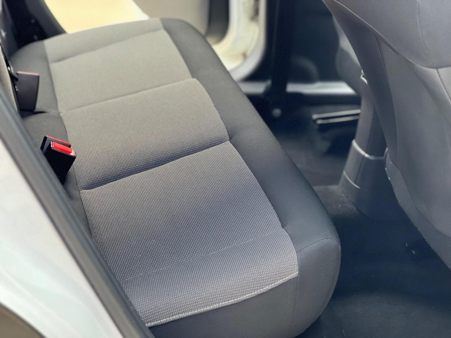 Used Citroen C4 Cactus 2015 for sale - 75982010: Photo 22