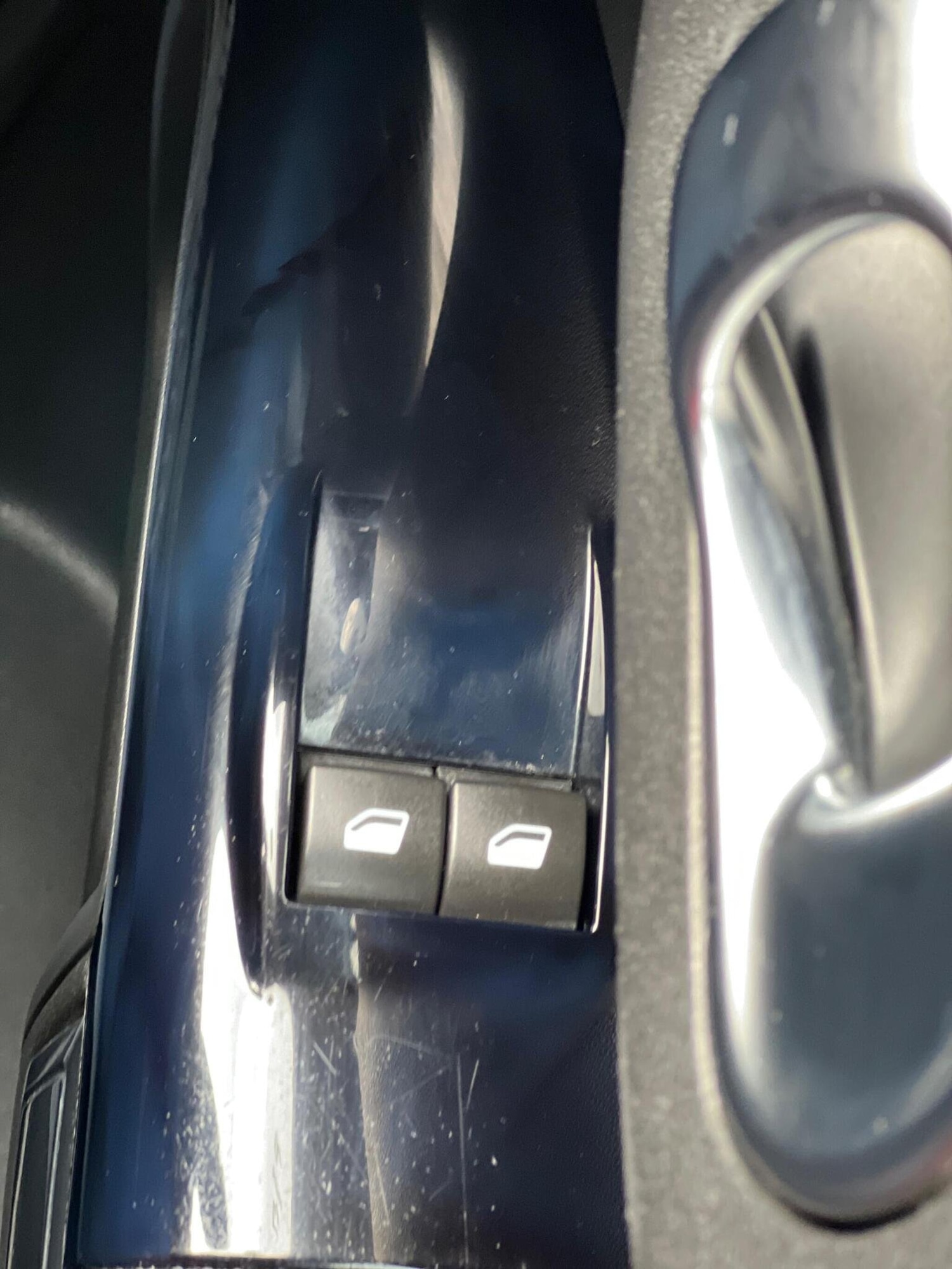 Used Citroen C4 Cactus 2015 for sale - 75982010: Photo 25