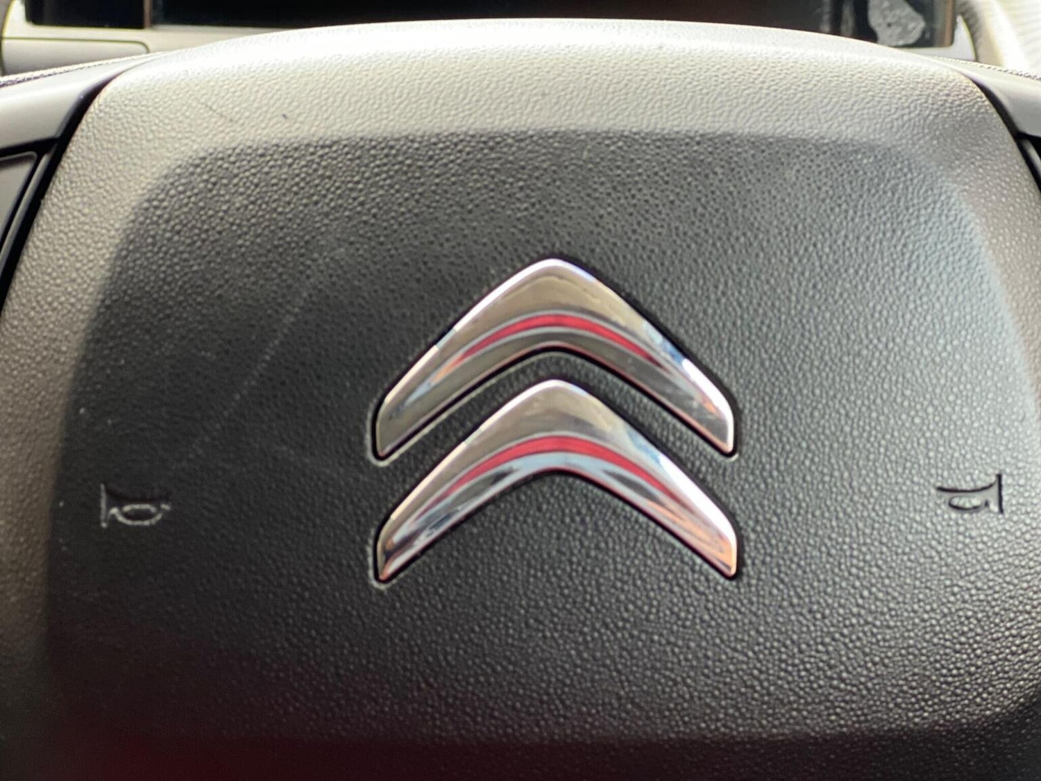 Used Citroen C4 Cactus 2015 for sale - 75982010: Photo 28