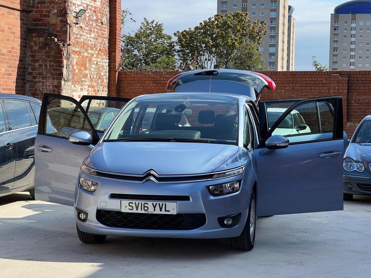 Vehicle 21