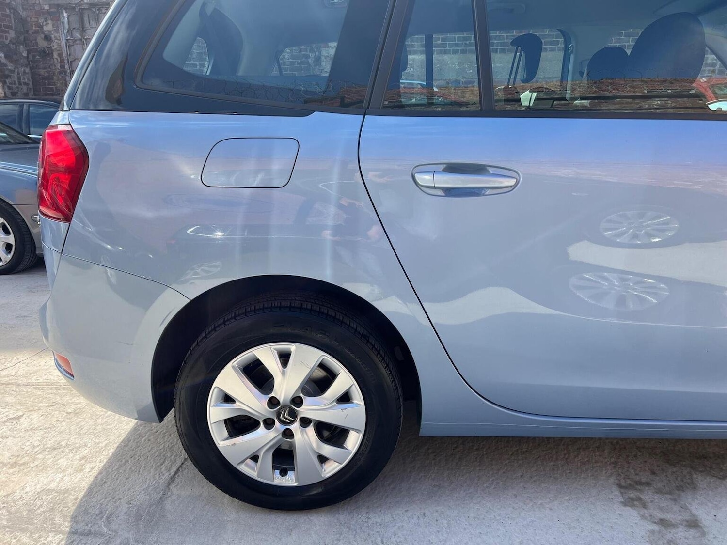Vehicle 8