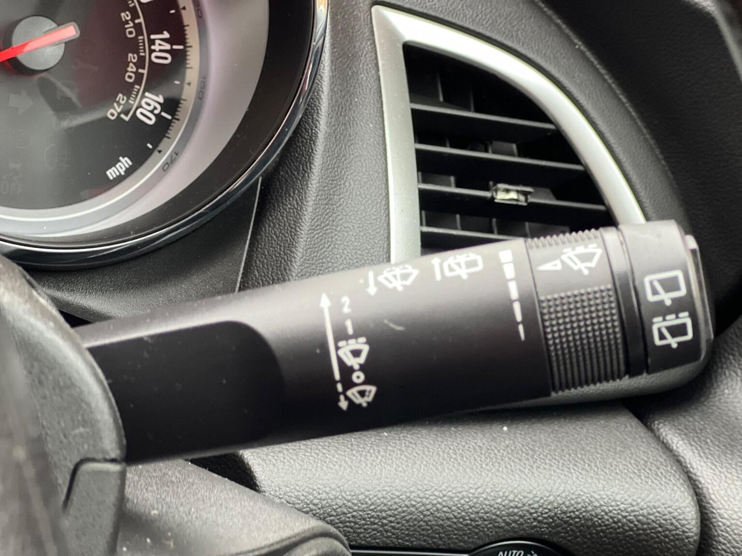 Used Vauxhall Astra 2013 for sale - 76369330: Photo 24