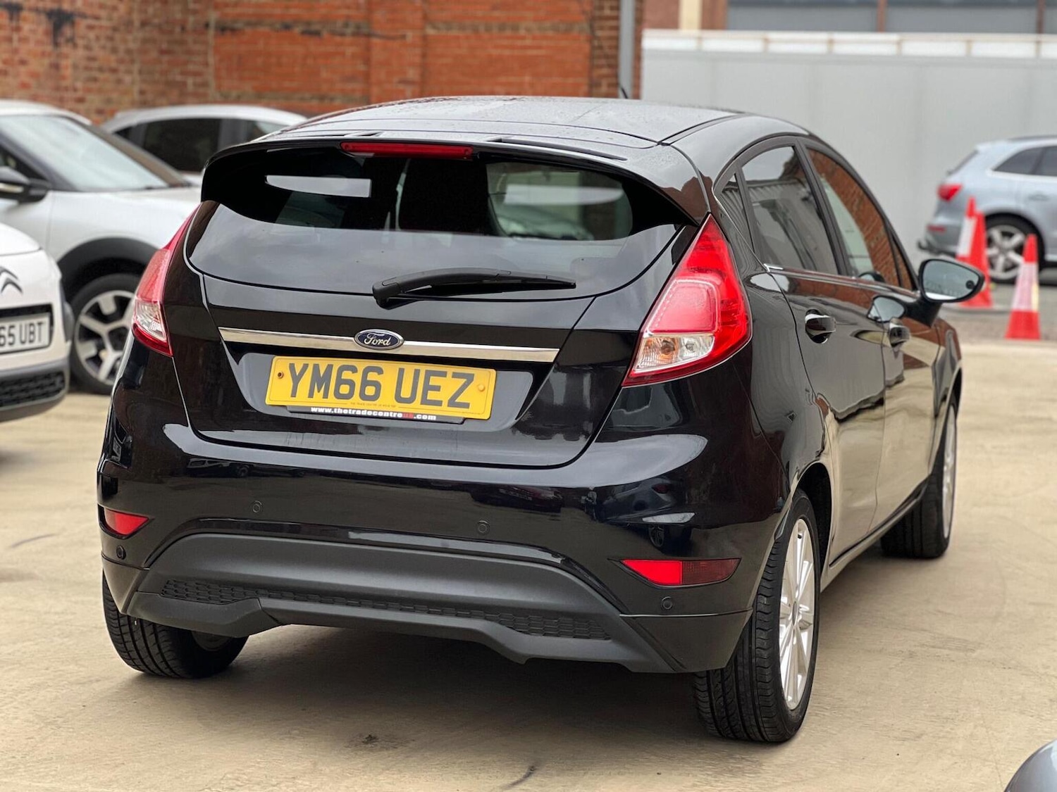 Used Ford Fiesta 2017 for sale - 76510969: Photo 11