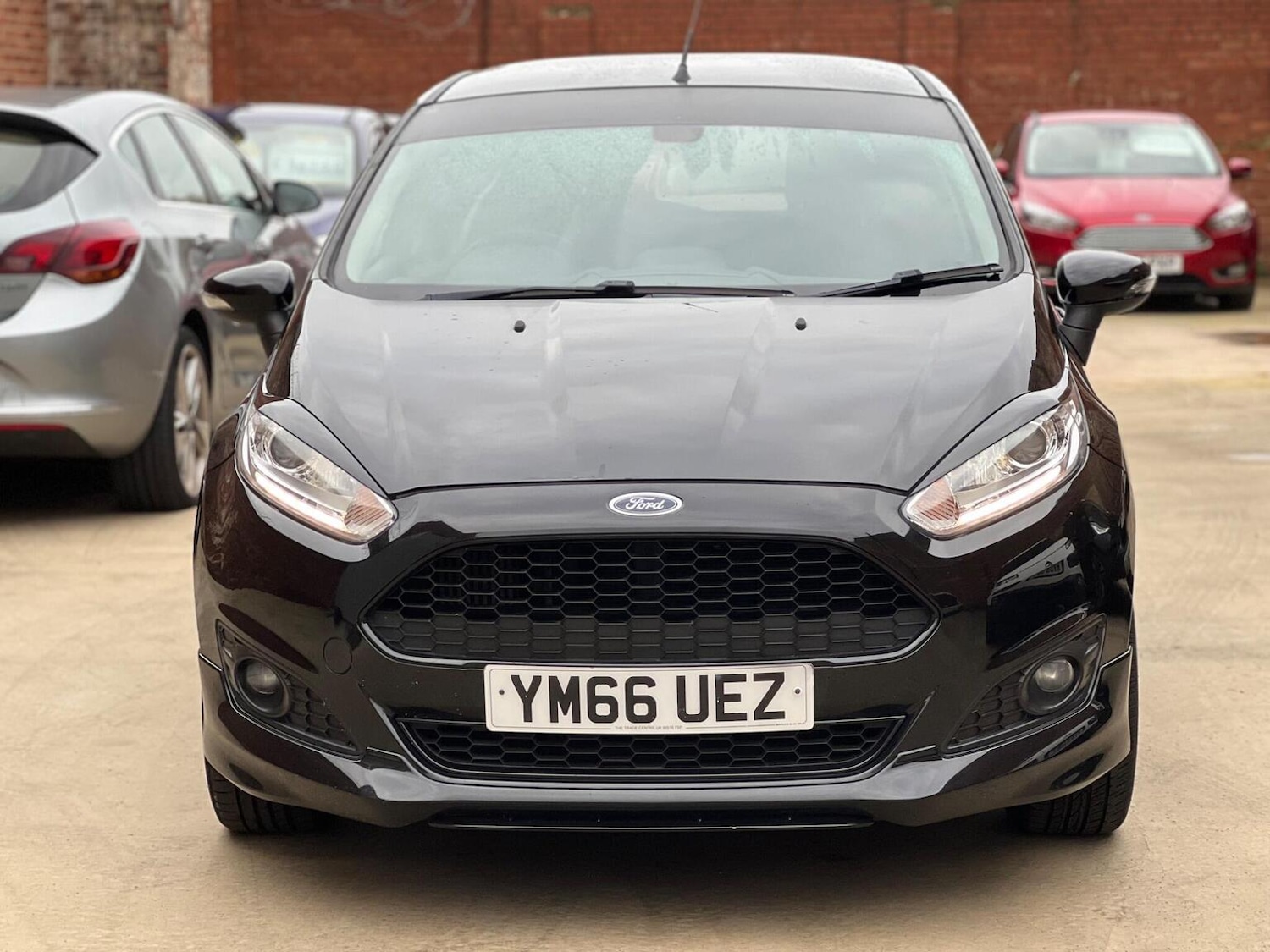 Used Ford Fiesta 2017 for sale - 76510969: Photo 3