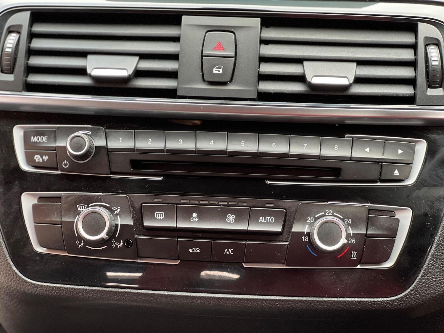 Used BMW 1 Series 2019 for sale - 76246101: Photo 31