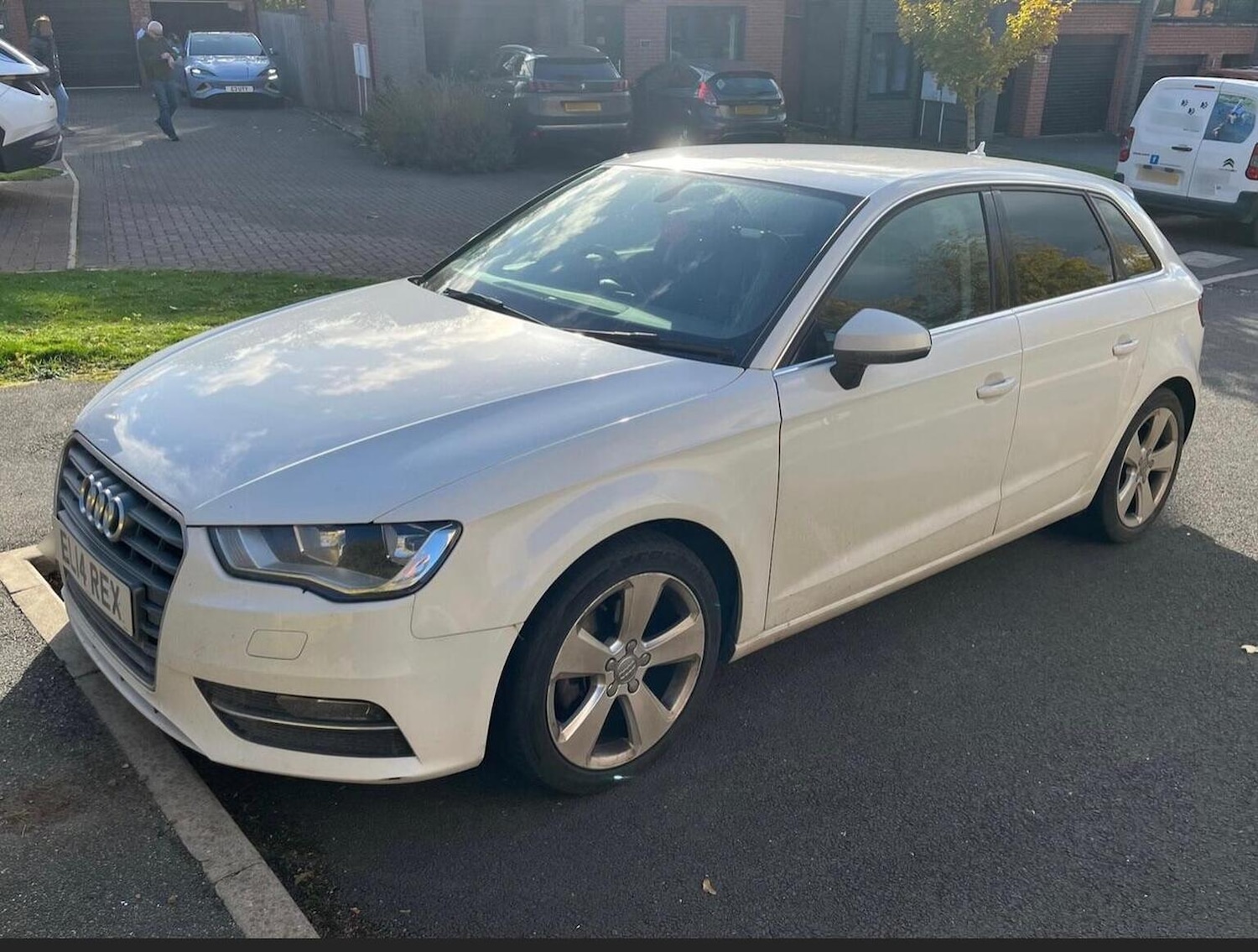 Used Audi A3 2014 for sale - 76565220: Photo 2