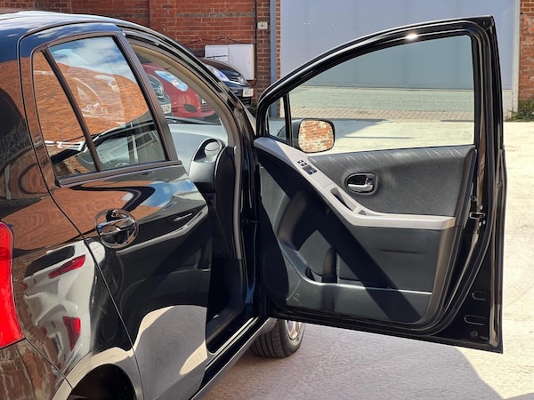 Used Toyota Yaris 2008 for sale - 75539017: Photo 14