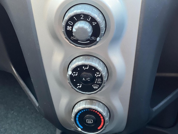 Used Toyota Yaris 2008 for sale - 75539017: Photo 38