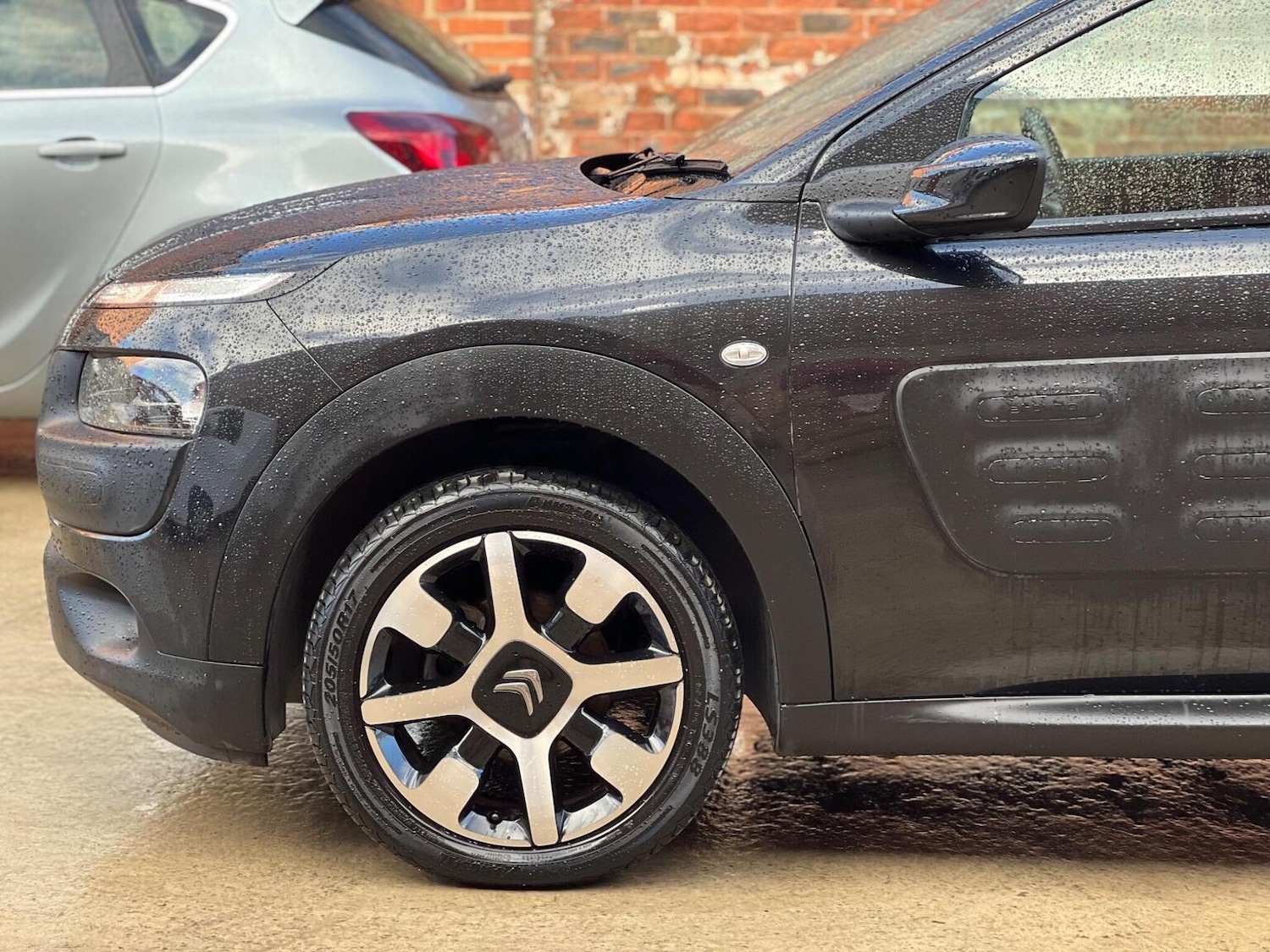 Used Citroen C4 Cactus 2017 for sale - 76605879: Photo 4