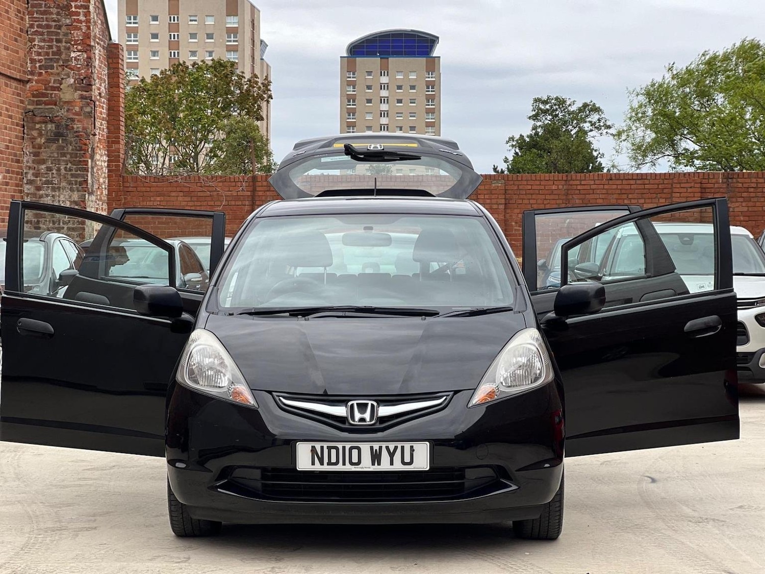 Used Honda Jazz 2010 for sale - 76618587: Photo 23