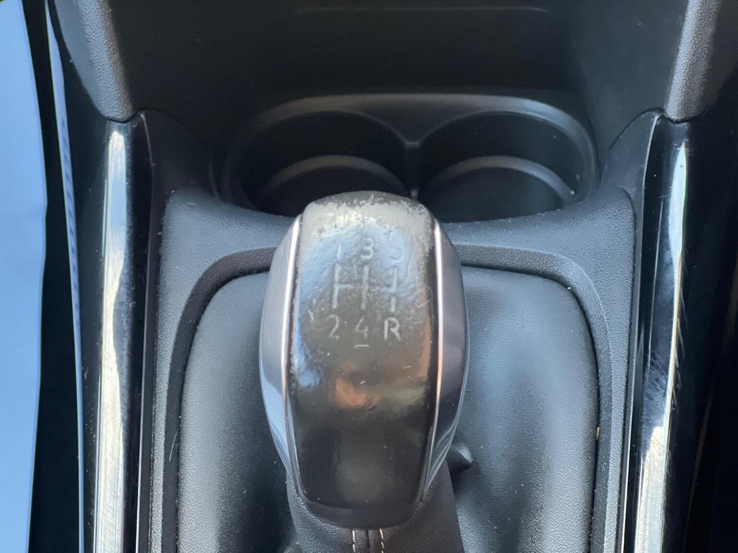 Vehicle 44