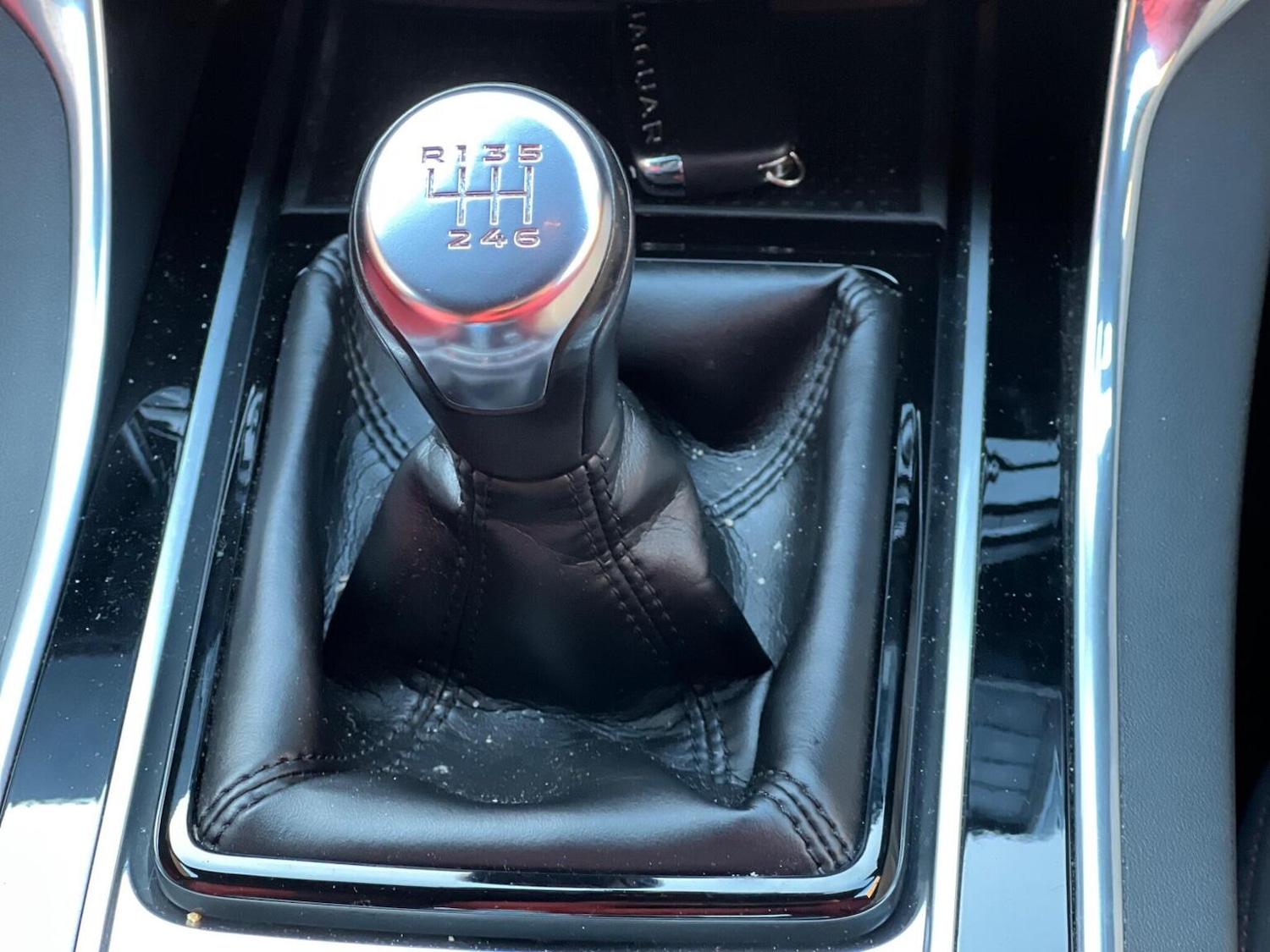 Used Jaguar XE 2016 for sale - 76605680: Photo 16