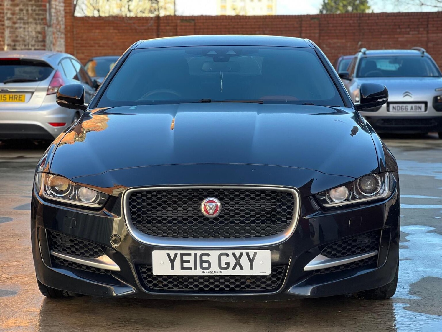 Used Jaguar XE 2016 for sale - 76605680: Photo 2