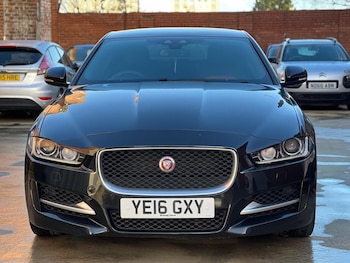 Used Jaguar XE 2016 for sale - 76605680: Photo