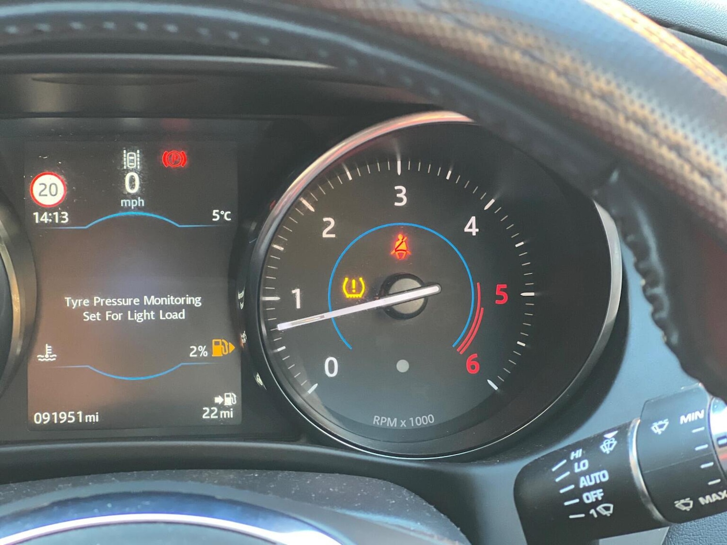 Used Jaguar XE 2016 for sale - 76605680: Photo 36