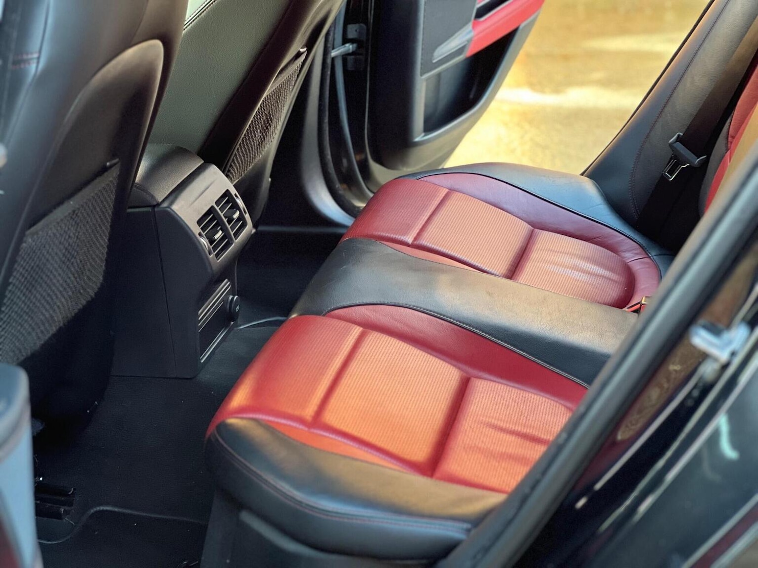 Used Jaguar XE 2016 for sale - 76605680: Photo 40