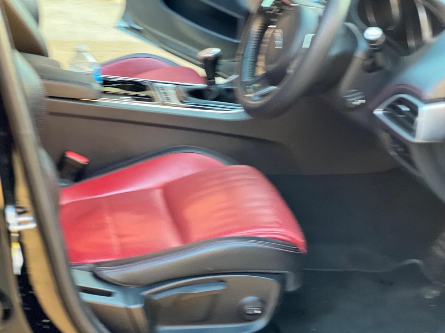 Used Jaguar XE 2016 for sale - 76605680: Photo 41