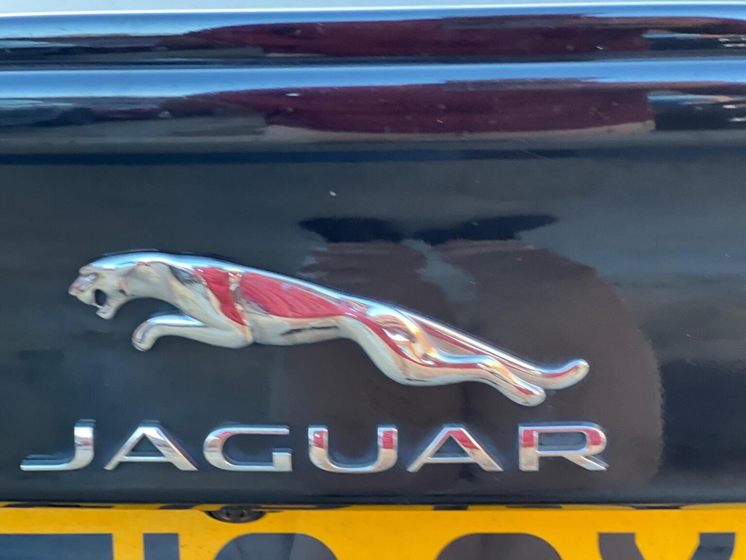 Used Jaguar XE 2016 for sale - 76605680: Photo 44