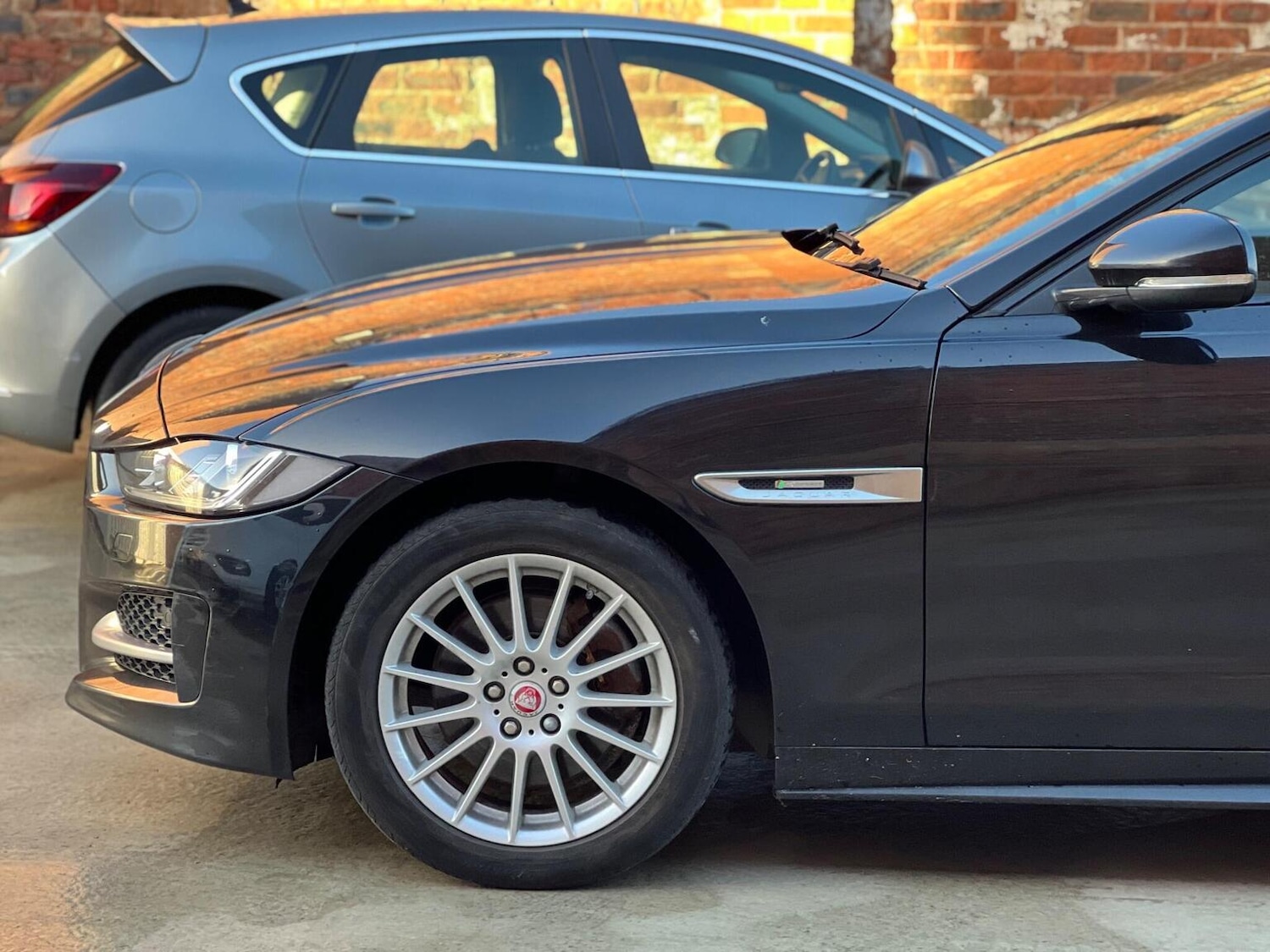 Used Jaguar XE 2016 for sale - 76605680: Photo 45