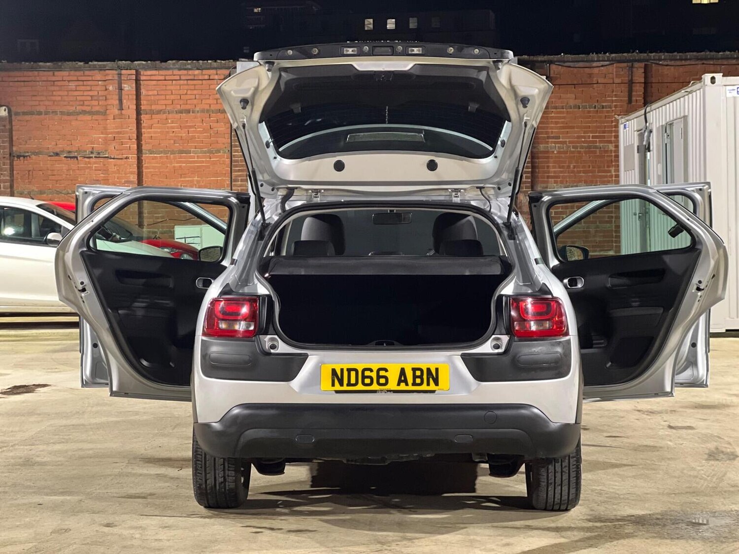 Used Citroen C4 Cactus 2016 for sale - 76605911: Photo 11