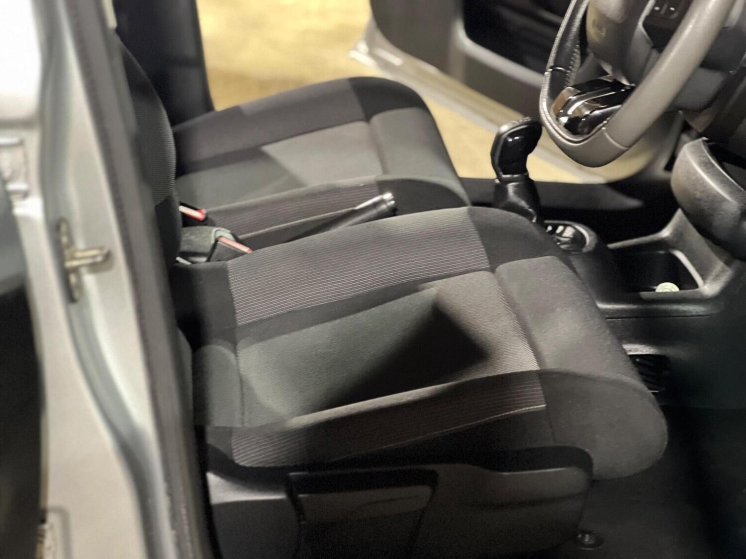 Used Citroen C4 Cactus 2016 for sale - 76605911: Photo 16