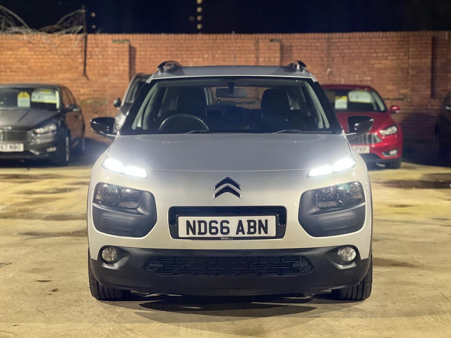 Used Citroen C4 Cactus 2016 for sale - 76605911: Photo 2