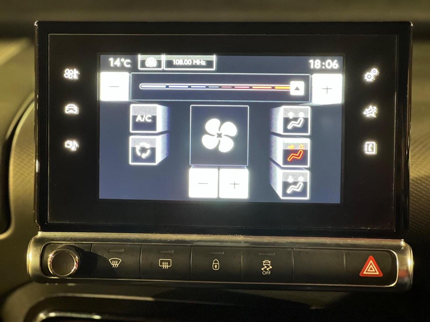 Used Citroen C4 Cactus 2016 for sale - 76605911: Photo 32