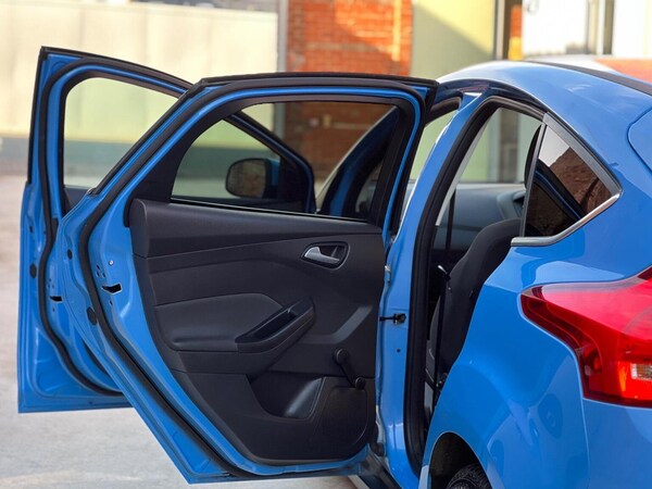Used Ford Focus 2017 for sale - 75999978: Photo 19