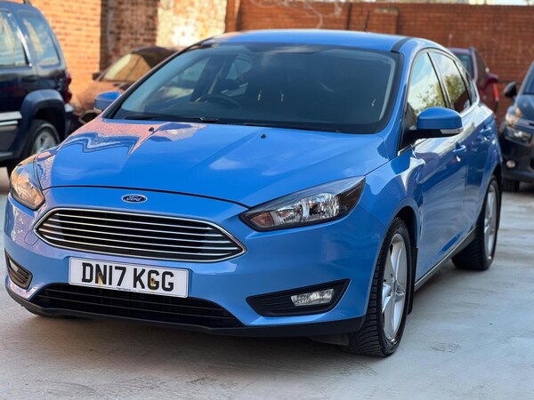 Used Ford Focus 2017 for sale - 75999978: Photo 2