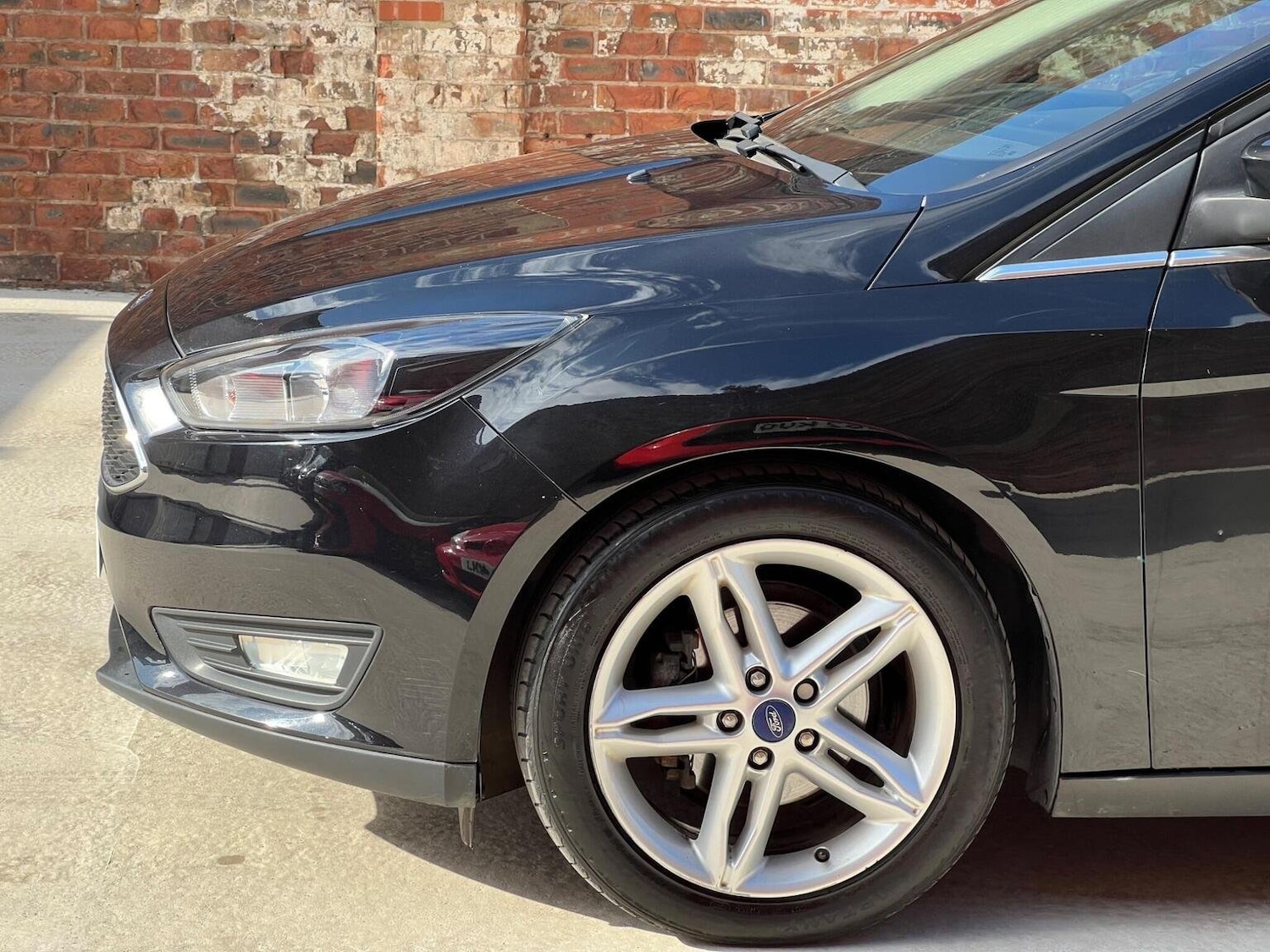 Used Ford Focus 2015 for sale - 76334813: Photo 4