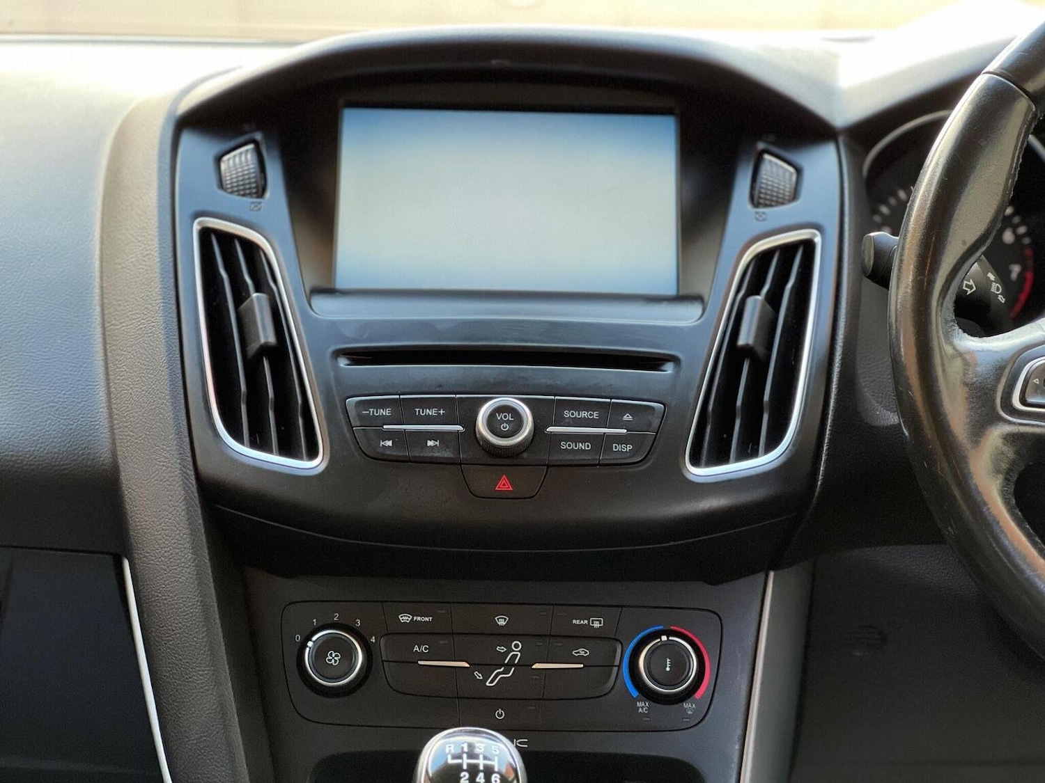 Used Ford Focus 2015 for sale - 76334813: Photo 47