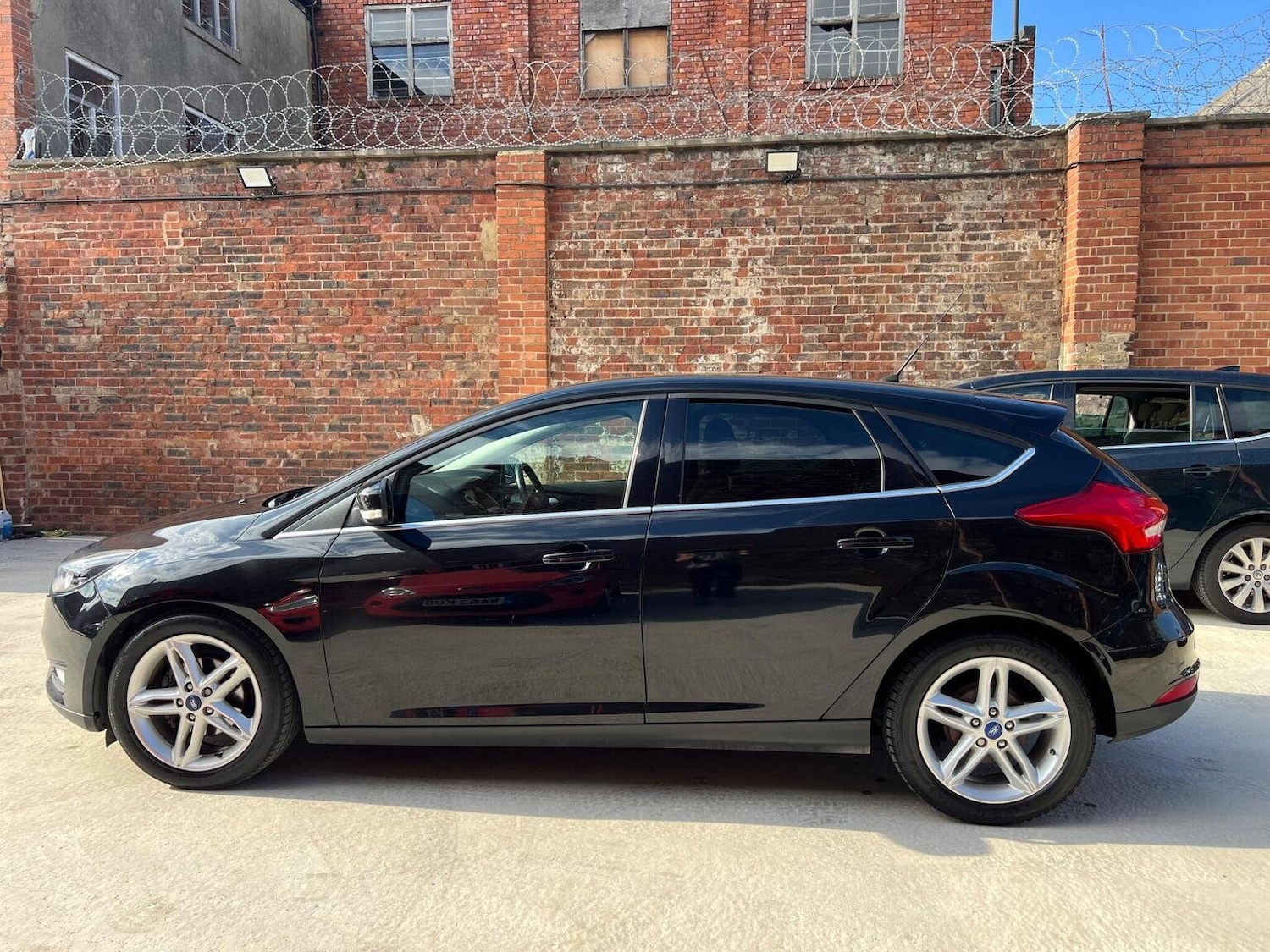 Used Ford Focus 2015 for sale - 76334813: Photo 6