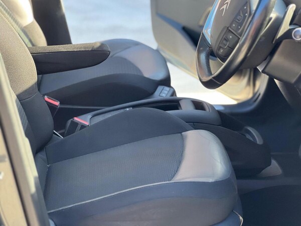 Used Citroen C4 Grand Picasso 2016 for sale - 75587106: Photo 26