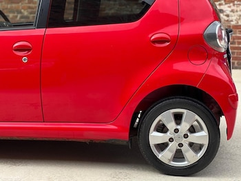 Used Toyota AYGO 2011 for sale - 75266741: Photo