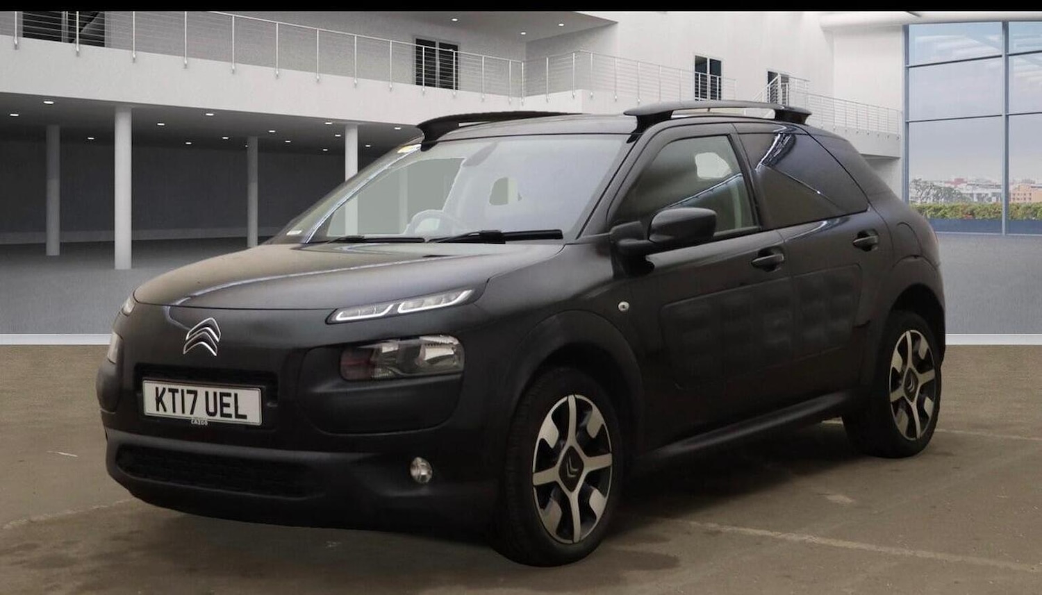 Used Citroen C4 Cactus 2017 for sale - 76476936: Photo 2