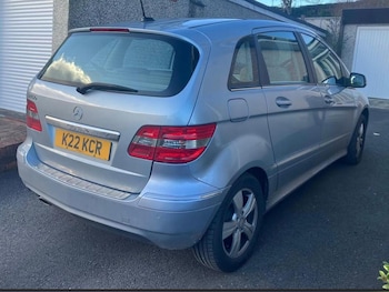 Used Mercedes-Benz B Class 2011 for sale - 76762166: Photo