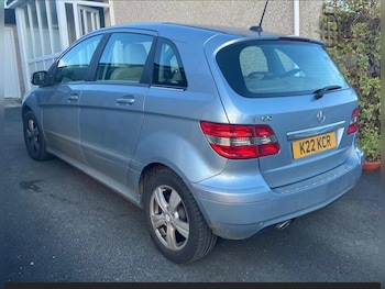 Used Mercedes-Benz B Class 2011 for sale - 76762166: Photo