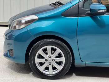 Used Toyota Yaris 2013 for sale - 75043582: Photo