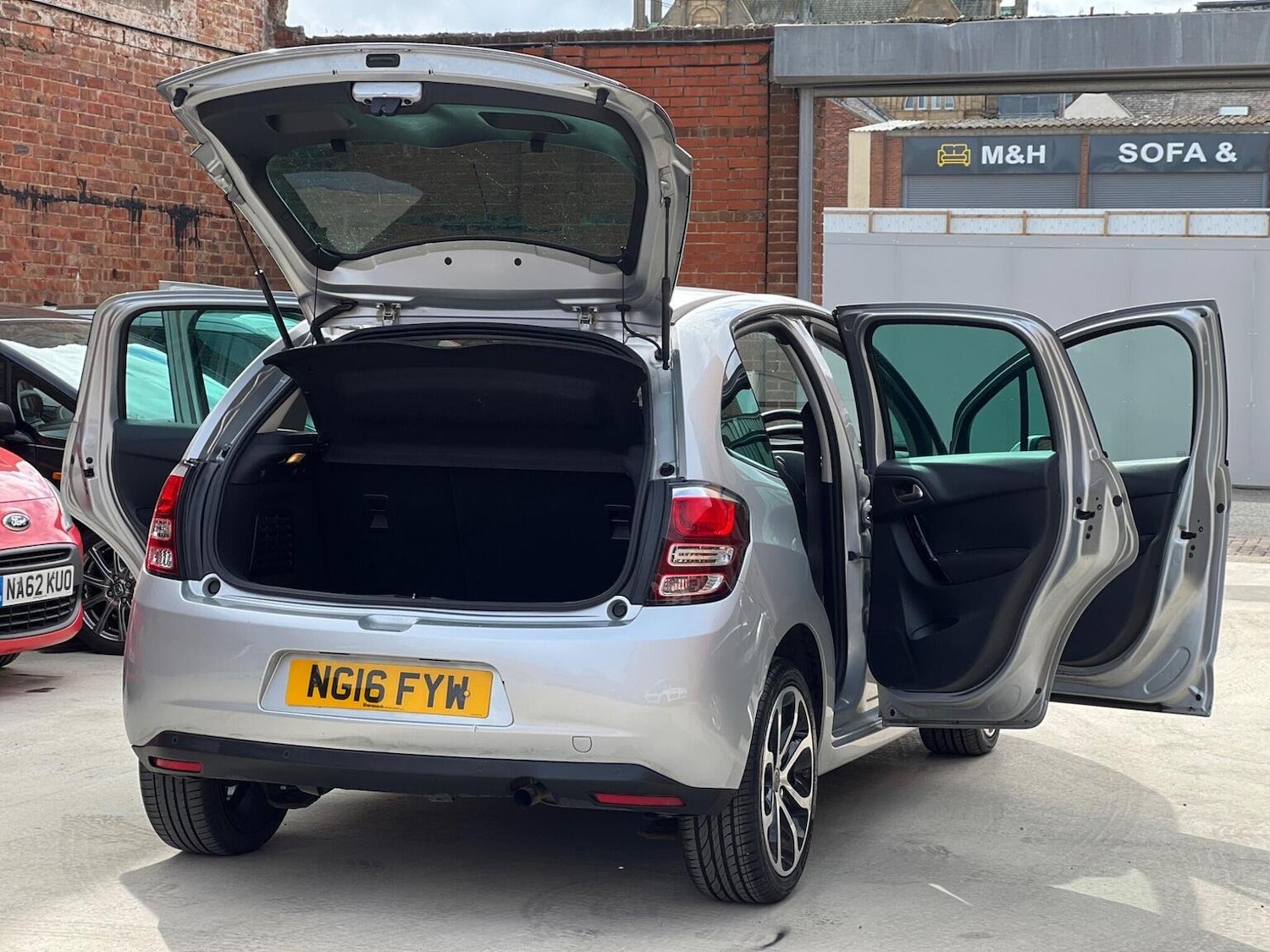 Used Citroen C3 2016 for sale - 76643433: Photo 14