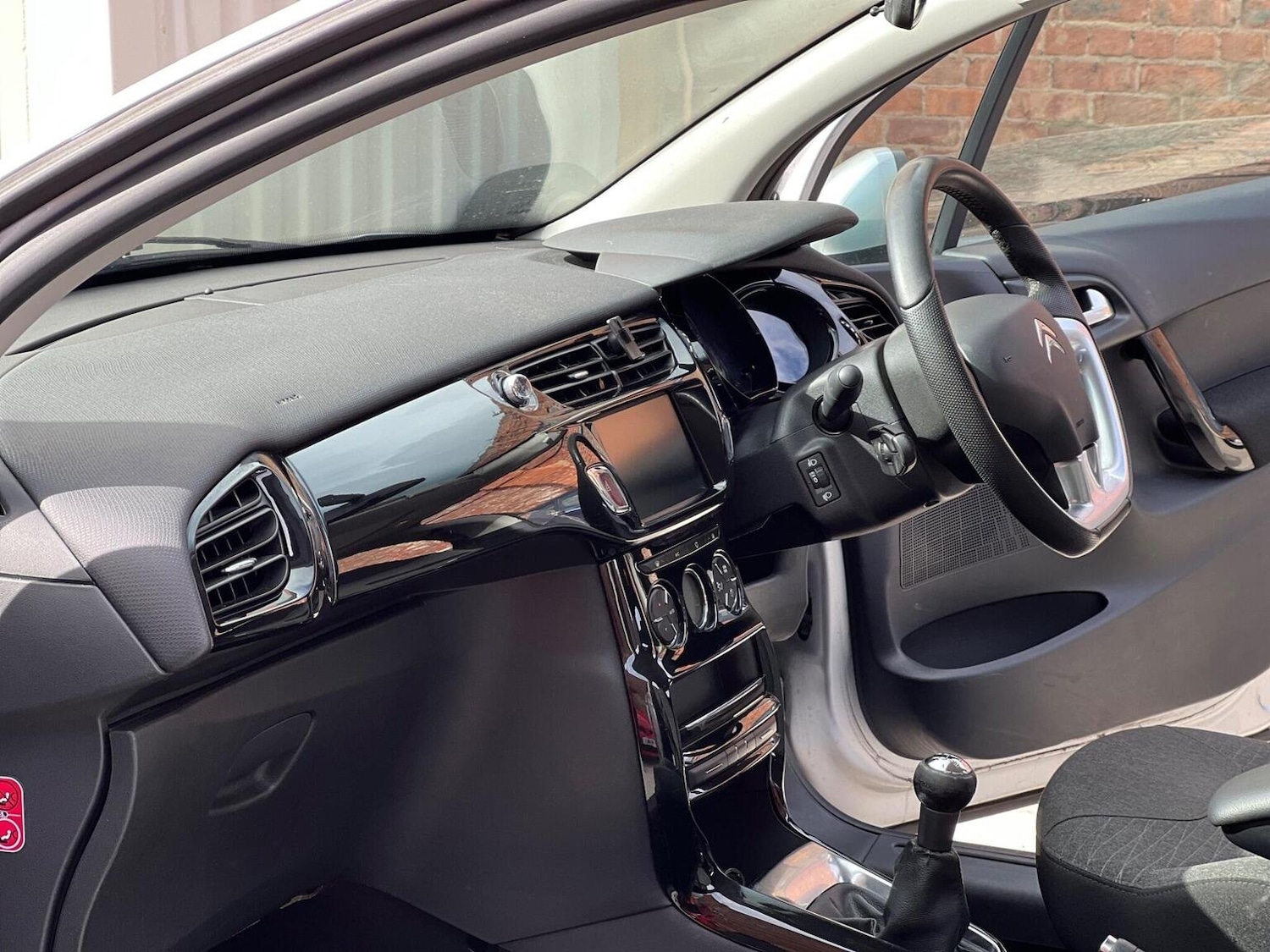 Used Citroen C3 2016 for sale - 76643433: Photo 21