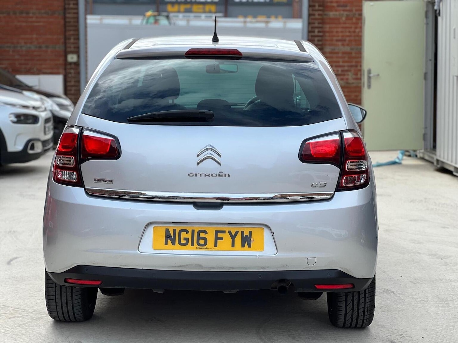 Used Citroen C3 2016 for sale - 76643433: Photo 6