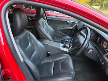 Used Volvo V60 2016 for sale - 79713339: Photo