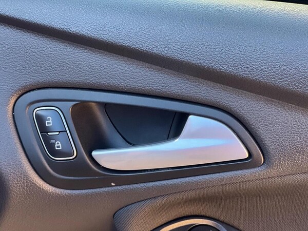 Used Ford Focus 2016 for sale - 76107339: Photo 31